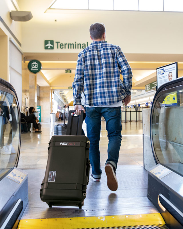 peli air travel 1535 1615 cases