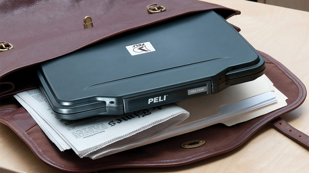 peli 1065cc hard tablet protective case