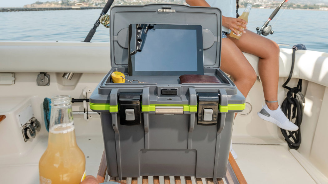 pelican 14qt boat waterproof personal cooler