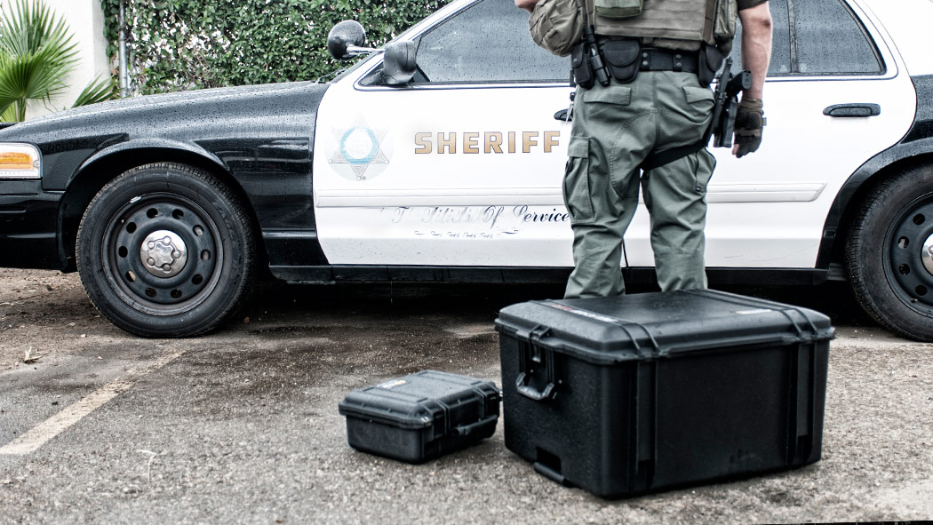 pelican 1637 tall lightweight camera case