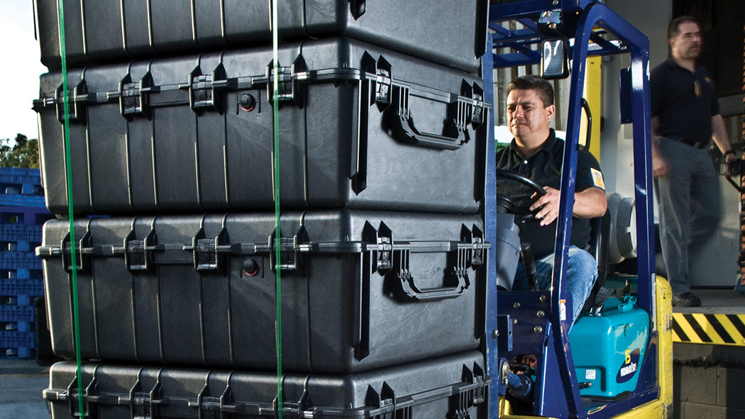 pelican 1730 warehouse pallet transport case