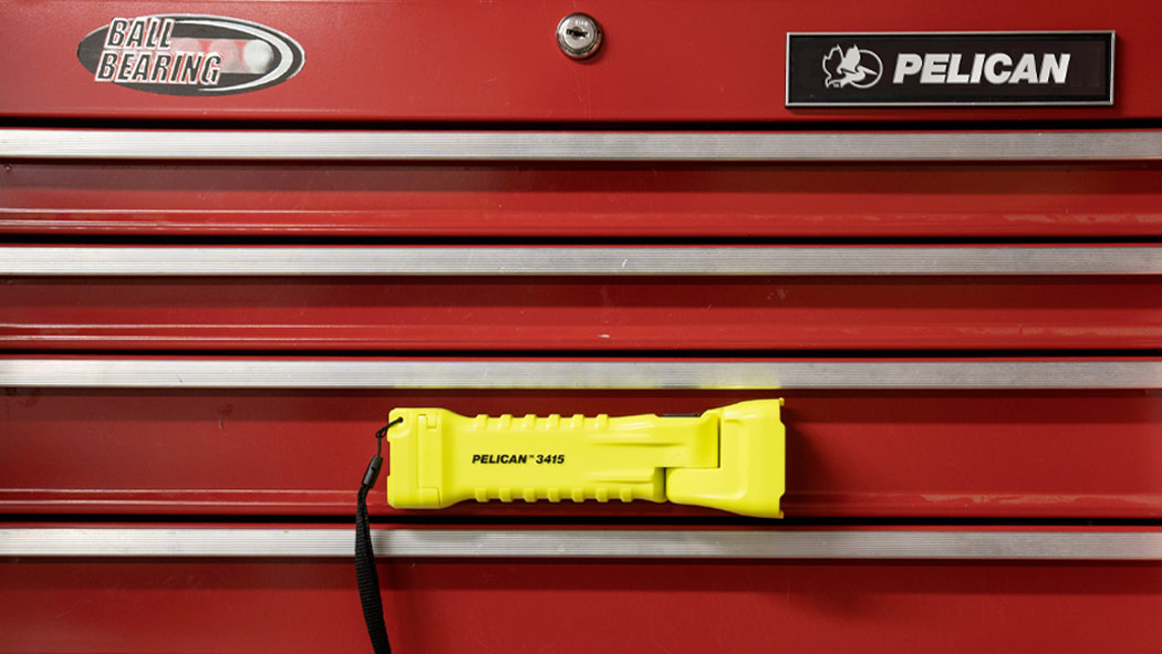 pelican 3415 right angle tool case light