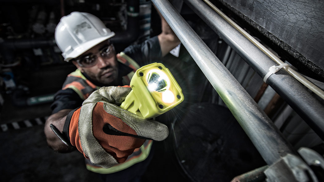 pelican industrial 3415 led flashlight