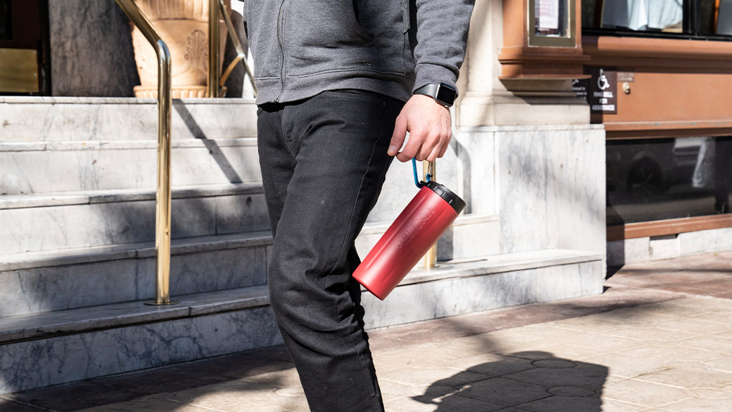pelican red 22oz dayventure drink tumbler