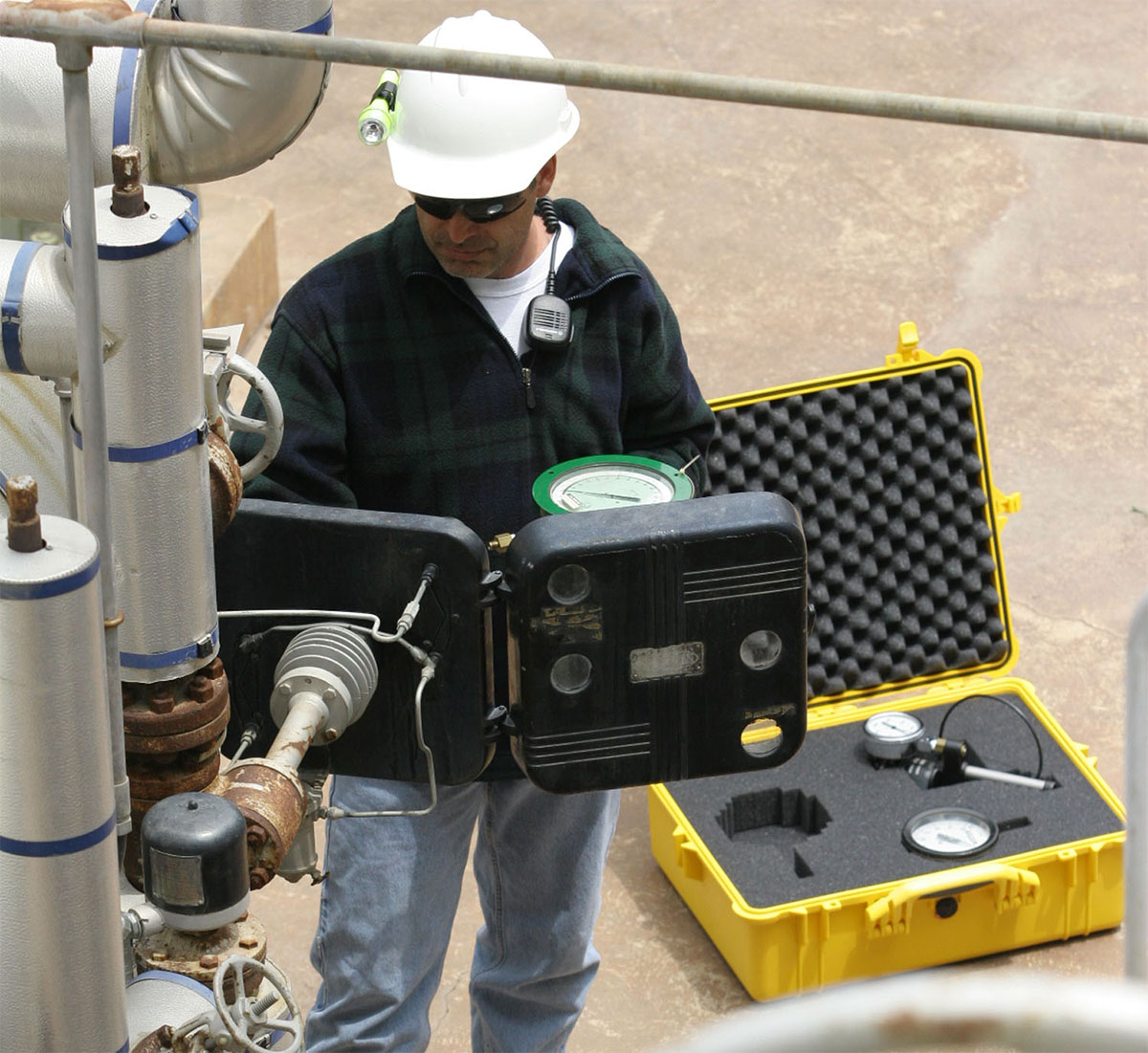 pelican 1600 industrial watertight hard case