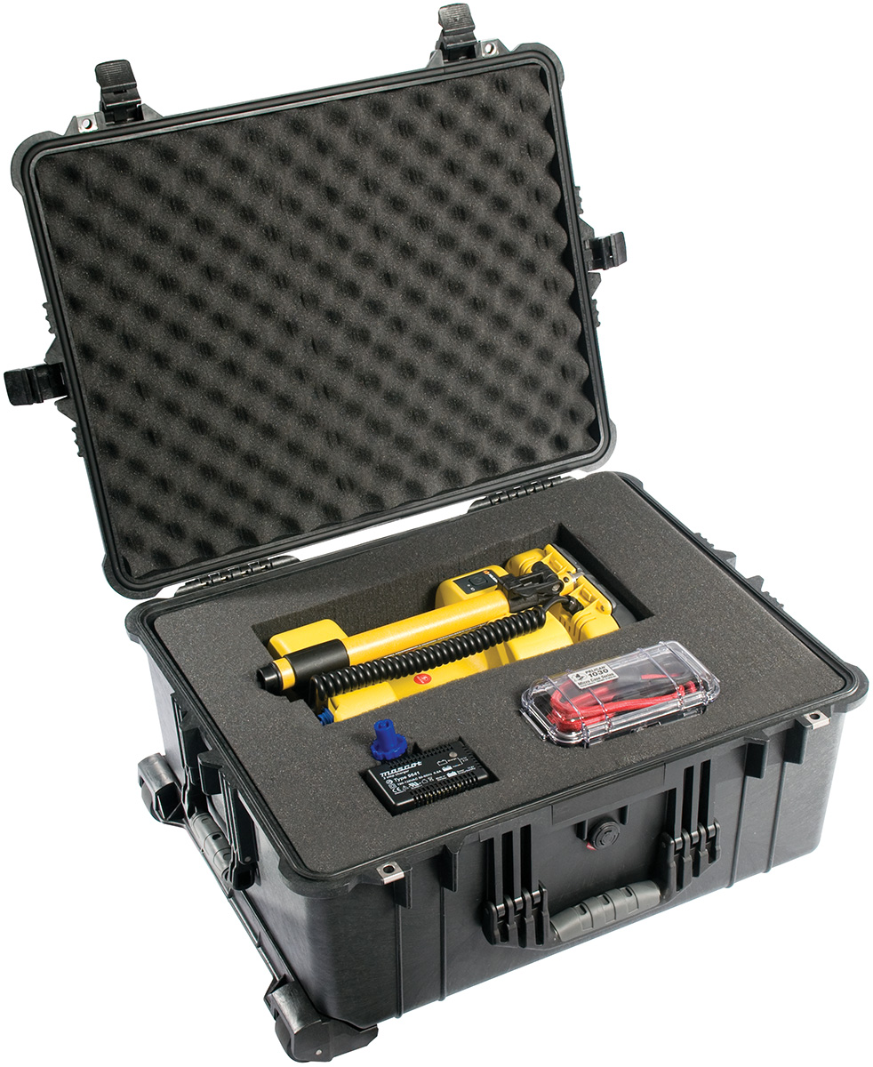 pelican 1610 rolling travel police equipment case