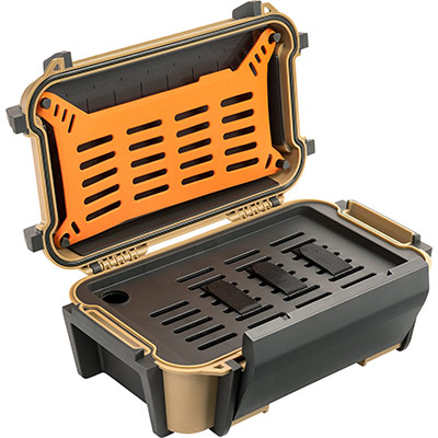 pelican ruck r60 phone power bank case