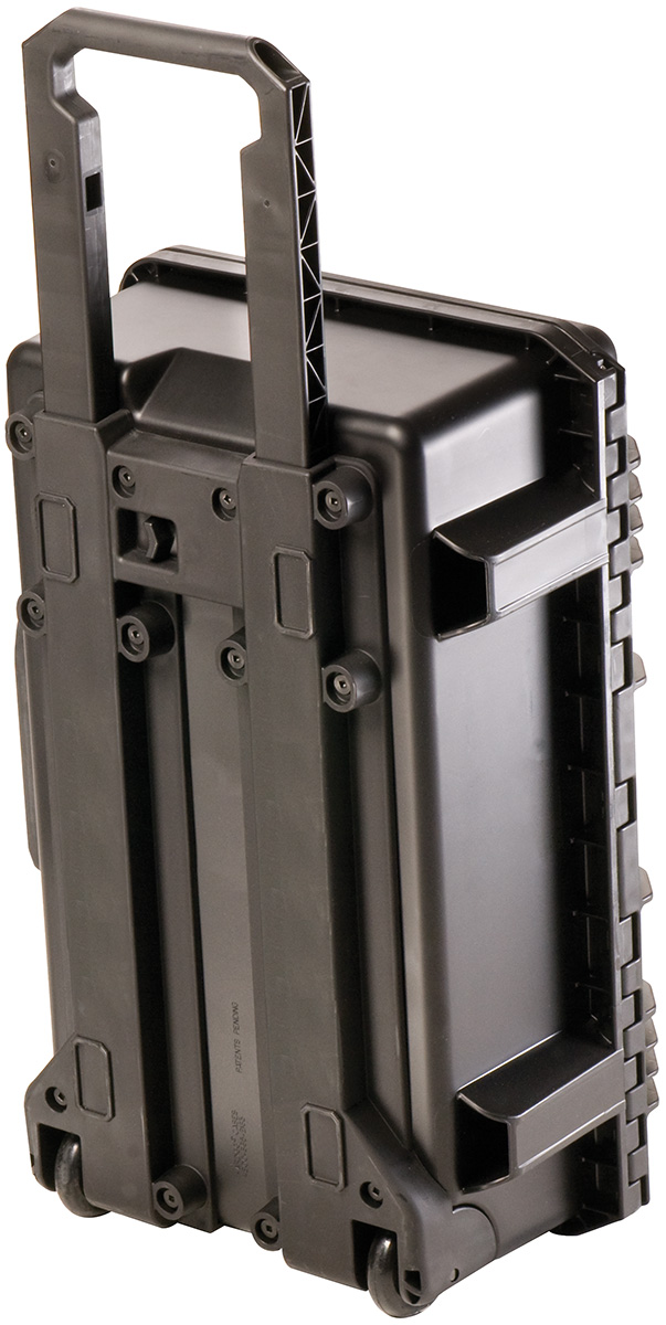 pelican im2500 hardigg carry on luggae rolling case