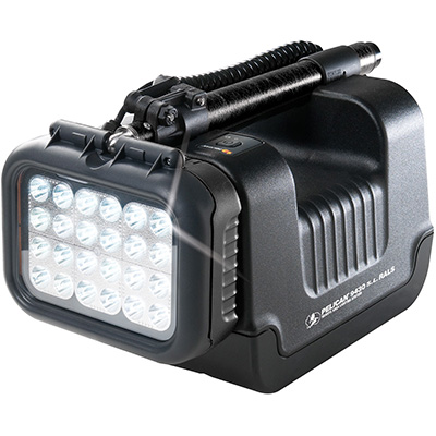 pelican 9430sl led work industrial spot light lumens