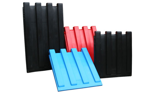 pelican-trimcast skip bin lid colors